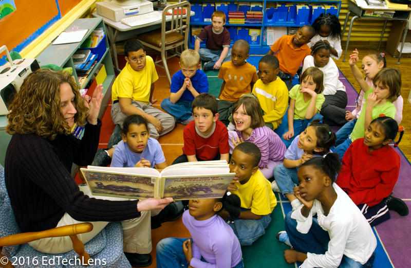 Read-aloud story time in second grade